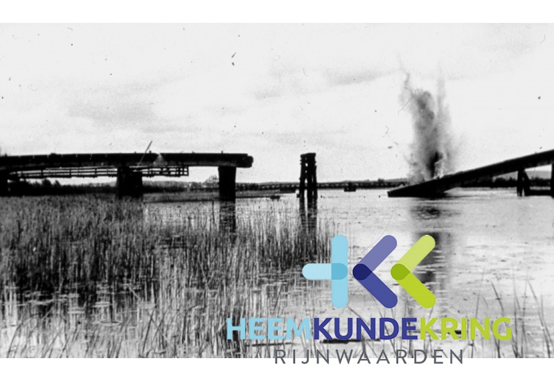 B.Bruns brug Herwen Veerweg 1945 F00000894